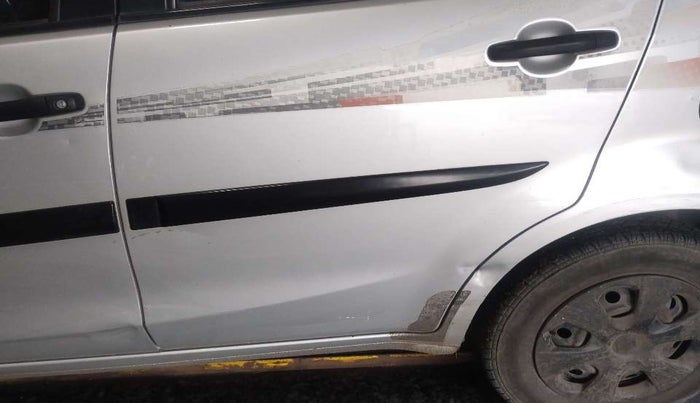 2015 Maruti Ritz VDI, Diesel, Manual, 92,891 km, Rear left door - Slightly dented