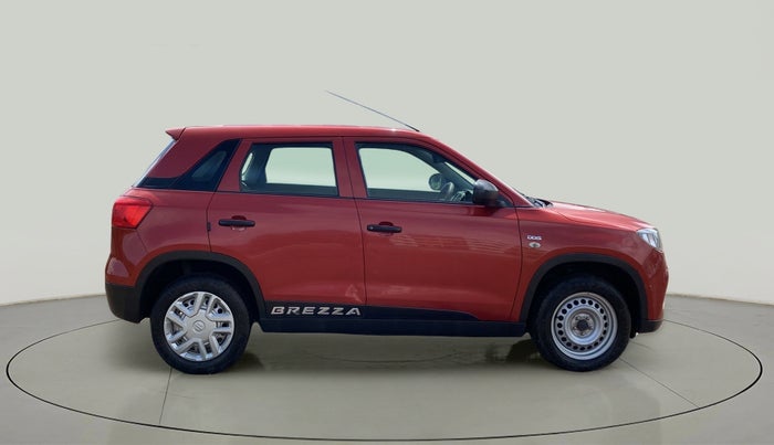 2017 Maruti Vitara Brezza LDI (O), Diesel, Manual, 62,648 km, Right Side View