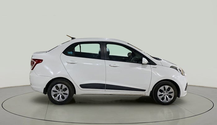 2015 Hyundai Xcent S 1.2, Petrol, Manual, 1,11,546 km, Right Side View