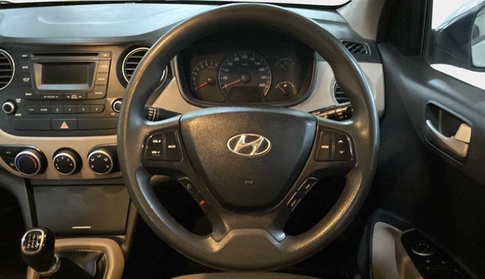 2015 Hyundai Xcent S 1.2, Petrol, Manual, 1,11,546 km, Steering Wheel Close Up