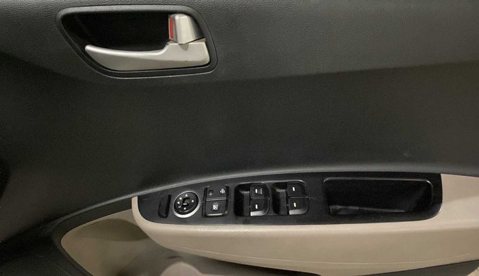 2015 Hyundai Xcent S 1.2, Petrol, Manual, 1,11,546 km, Driver Side Door Panels Control