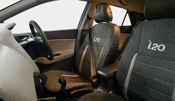 2015 Hyundai Elite i20 MAGNA 1.2, Petrol, Manual, 80,044 km, Right Side Front Door Cabin