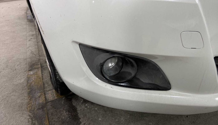 2013 Maruti Swift VXI, Petrol, Manual, 88,991 km, Right fog light - Not working