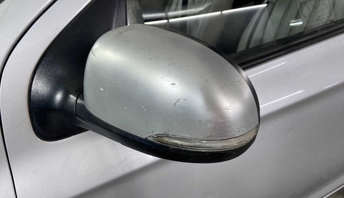 2014 Hyundai i20 SPORTZ 1.4 CRDI, Diesel, Manual, 90,360 km, Left rear-view mirror - Indicator light has minor damage