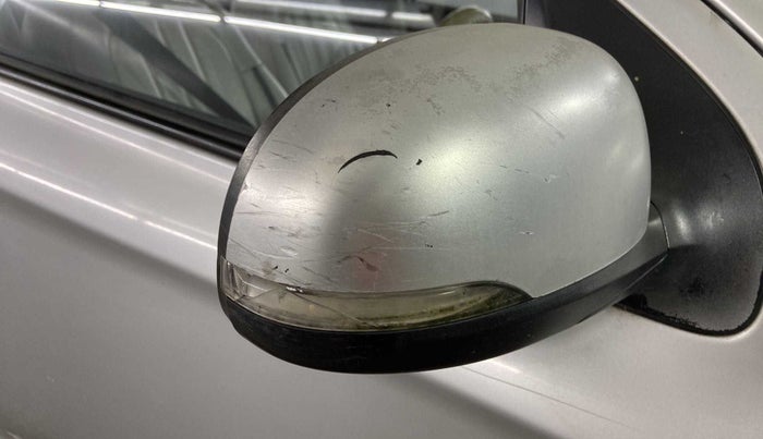 2014 Hyundai i20 SPORTZ 1.4 CRDI, Diesel, Manual, 90,218 km, Right rear-view mirror - Minor scratches