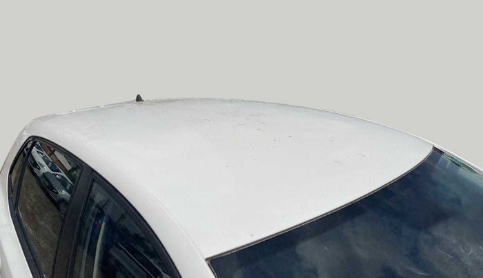 2015 Volkswagen Polo COMFORTLINE 1.2L, Petrol, Manual, 1,00,071 km, Roof