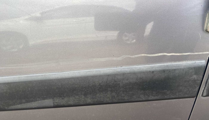 2014 Maruti Swift Dzire VDI, Diesel, Manual, 1,08,111 km, Front passenger door - Slightly dented