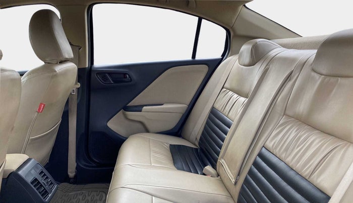 2014 Honda City 1.5L I-VTEC SV, Petrol, Manual, 1,01,973 km, Right Side Rear Door Cabin