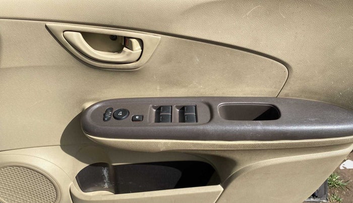 2013 Honda Brio S MT, Petrol, Manual, 65,506 km, Driver Side Door Panels Control