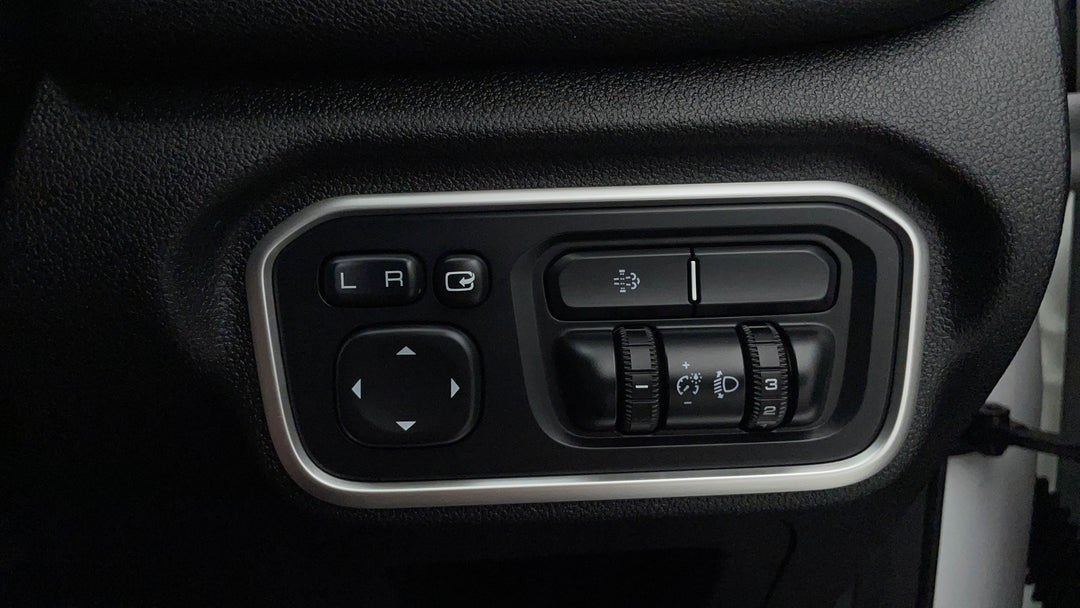 2022 GWM Ute Cannon-X (4x4), Automatic, 48582 km, Utility Switches/Buttons