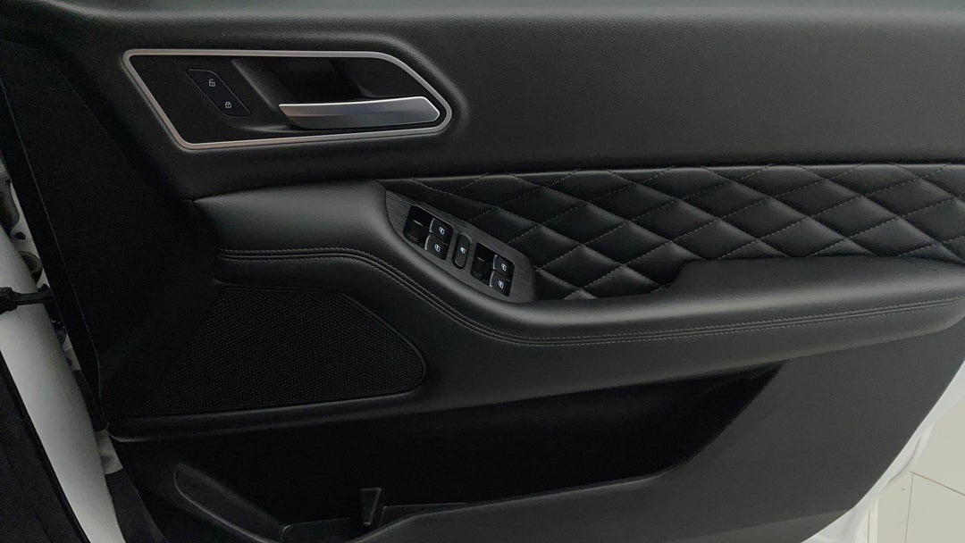 2022 GWM Ute Cannon-X (4x4), Automatic, 48582 km, Speaker View