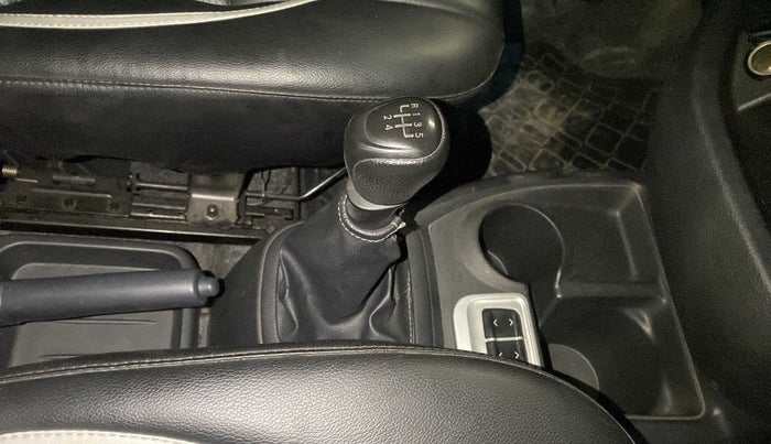 2019 Datsun Redi Go S, Petrol, Manual, 38,349 km, Gear Lever