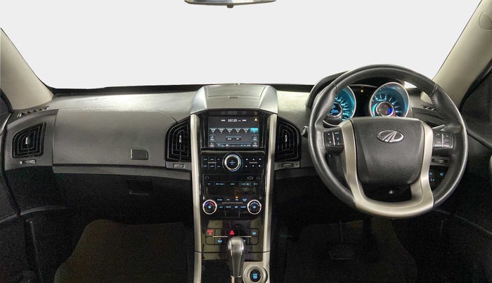 2019 Mahindra XUV500 W9 AT, Diesel, Automatic, 40,879 km, Dashboard