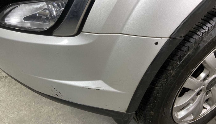 2019 Mahindra XUV500 W9 AT, Diesel, Automatic, 40,879 km, Front bumper - Minor scratches