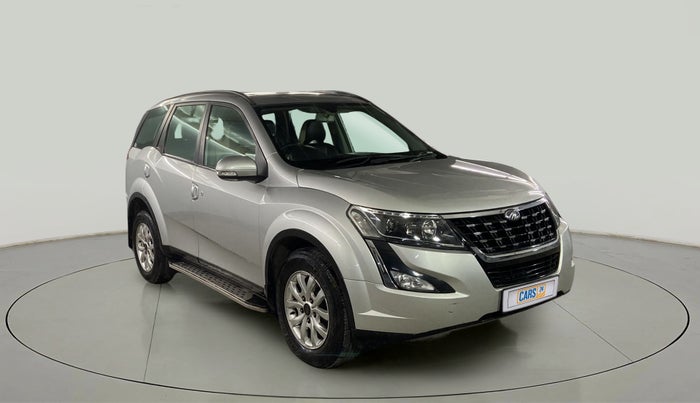2019 Mahindra XUV500 W9 AT, Diesel, Automatic, 40,398 km, Right Front Diagonal
