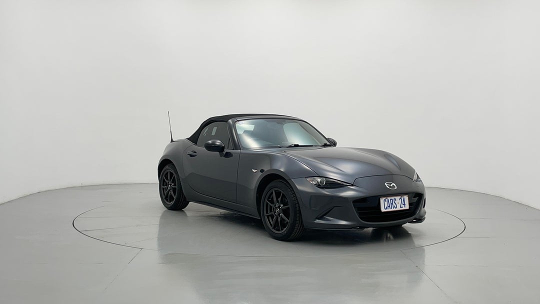 2015 Mazda MX-5 Gt, Manual, 48583 km, Right Front Diagonal (45- Degree) View