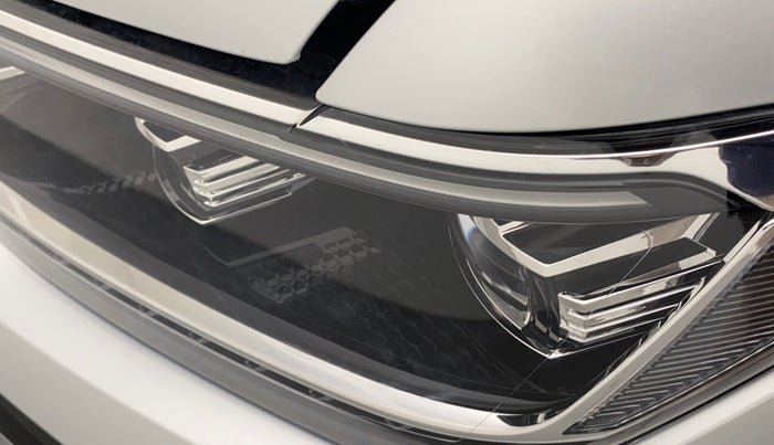 2022 Volkswagen TAIGUN TOPLINE 1.0 TSI AT, Petrol, Automatic, 5,909 km, Left headlight - Minor scratches