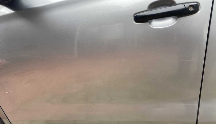 2017 Maruti Vitara Brezza LDI (O), Diesel, Manual, 99,717 km, Front passenger door - Minor scratches