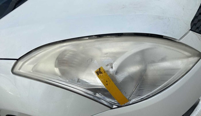 2012 Maruti Swift VDI, Diesel, Manual, 1,00,448 km, Right headlight - Faded