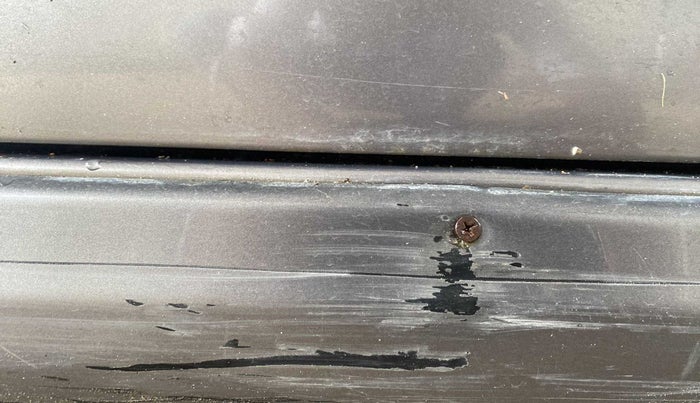 2014 Maruti Wagon R Stingray VXI, Petrol, Manual, 64,075 km, Left running board - Minor scratches