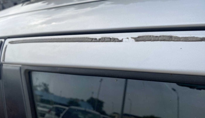 2019 Maruti Swift VXI, Petrol, Manual, 25,984 km, Driver-side door - Door visor damaged
