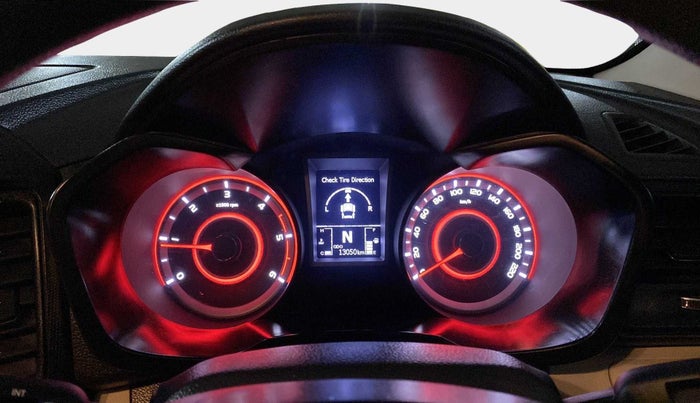 2022 Mahindra XUV300 W6 1.5 DIESEL AMT, Diesel, Automatic, 13,439 km, Odometer Image