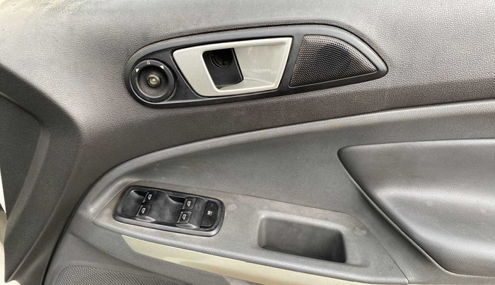 2015 Ford Ecosport TITANIUM 1.0L ECOBOOST (OPT), Petrol, Manual, 56,114 km, Driver Side Door Panels Control