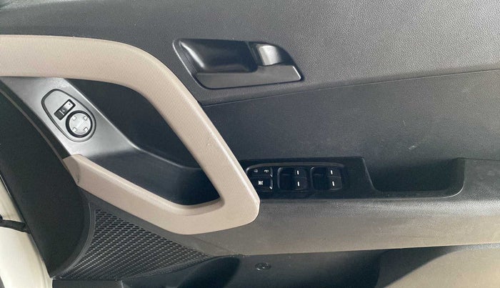 2017 Hyundai Creta E PLUS 1.4 DIESEL, Diesel, Manual, 97,318 km, Driver Side Door Panels Control