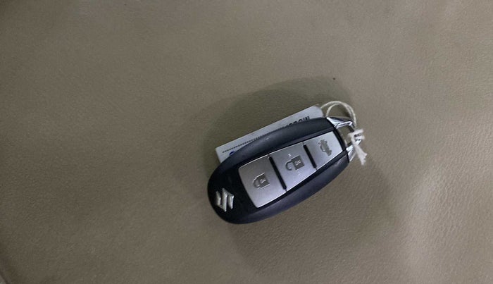 2019 Maruti Ciaz ALPHA  AT 1.5 SHVS PETROL, Petrol, Automatic, 52,791 km, Key Close Up