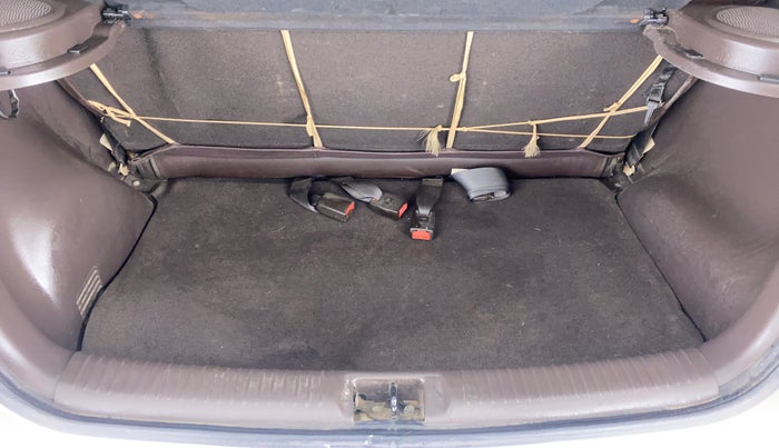 2012 Hyundai Santro Xing GLS, Petrol, Manual, 45,546 km, Boot Inside