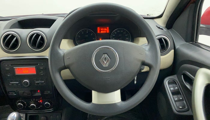 2014 Renault Duster RXL PETROL, Petrol, Manual, 42,115 km, Steering Wheel Close Up