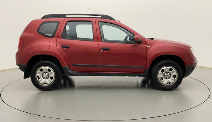 2014 Renault Duster RXL PETROL, Petrol, Manual, 42,115 km, Right Side View