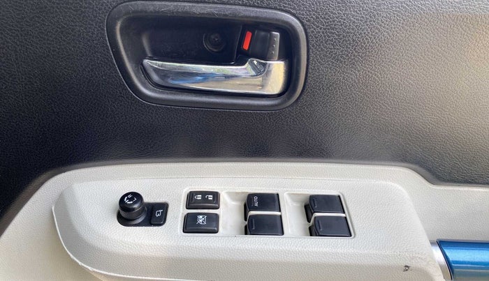 2018 Maruti IGNIS ZETA 1.2 AMT, Petrol, Automatic, 33,530 km, Driver Side Door Panels Control