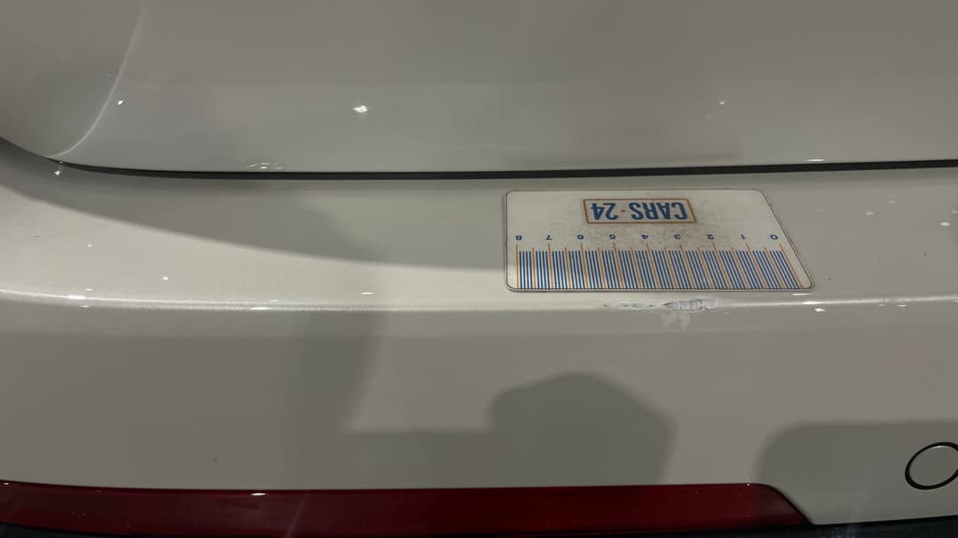 2024 BMW Ix1 Edrive20 Xline, Automatic, 46578 km, Bumper Rear Scratch