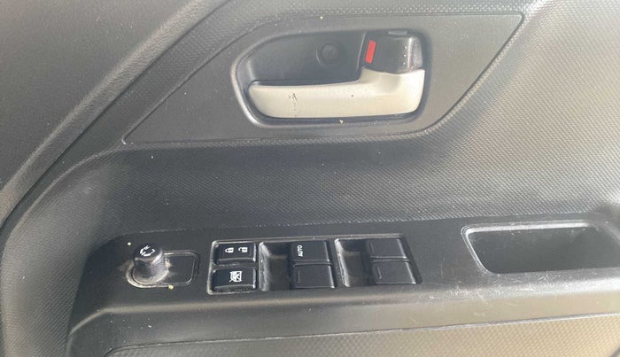 2021 Maruti New Wagon-R VXI 1.2, Petrol, Manual, 24,525 km, Driver Side Door Panels Control