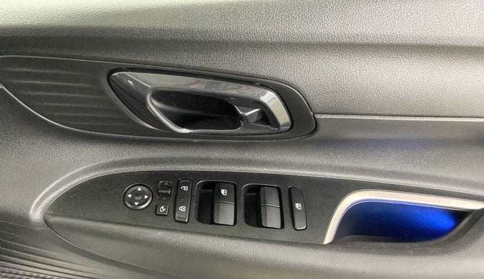 2021 Hyundai NEW I20 ASTA (O) 1.2 MT, Petrol, Manual, 21,067 km, Driver Side Door Panels Control