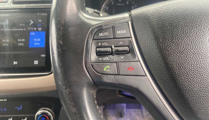 2015 Hyundai Elite i20 ASTA 1.2, Petrol, Manual, 79,427 km, Steering wheel - Phone control has minor damage