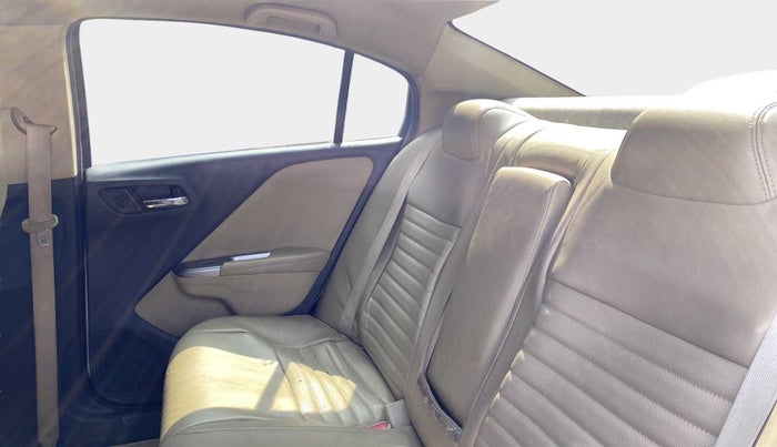 2015 Honda City 1.5L I-VTEC VX CVT, Petrol, Automatic, 87,577 km, Right Side Rear Door Cabin
