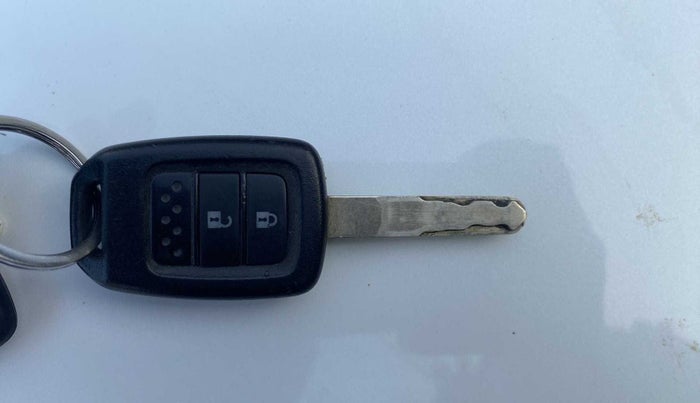 2019 Honda Amaze 1.2L I-VTEC S, Petrol, Manual, 13,502 km, Key Close Up