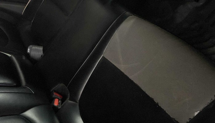 2016 Hyundai Creta SX PLUS 1.6 PETROL, Petrol, Manual, 43,342 km, Second-row right seat - Cover slightly torn