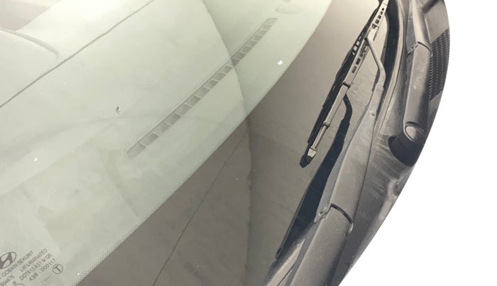 2018 Hyundai Verna 1.6 CRDI SX + AT, Diesel, Automatic, 61,828 km, Front windshield - Minor spot on windshield