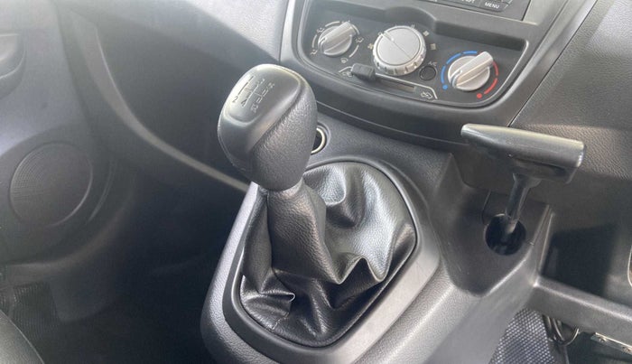 2018 Datsun Go T, Petrol, Manual, 29,435 km, Gear Lever