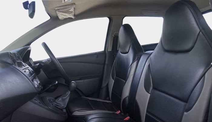 2018 Datsun Go T, Petrol, Manual, 29,435 km, Right Side Front Door Cabin