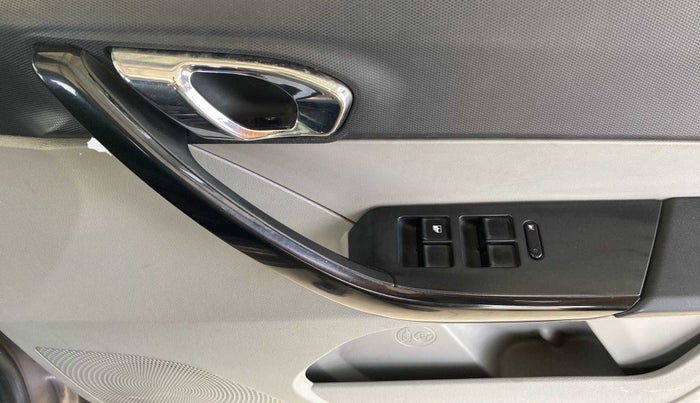 2019 Tata Tiago XZ PLUS DIESEL, Diesel, Manual, 67,143 km, Driver Side Door Panels Control