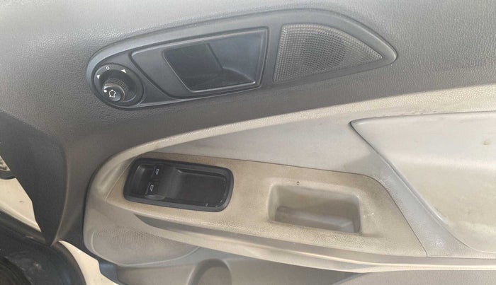 2015 Ford Ecosport AMBIENTE 1.5L PETROL, Petrol, Manual, 84,679 km, Driver Side Door Panels Control