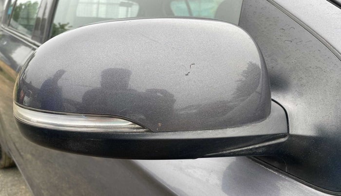 2014 Hyundai i20 SPORTZ 1.2, Petrol, Manual, 57,875 km, Right rear-view mirror - Indicator light has minor damage