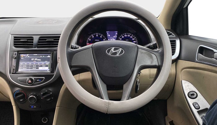 2016 Hyundai Verna FLUIDIC 4S 1.4 VTVT, Petrol, Manual, 58,781 km, Steering Wheel Close Up