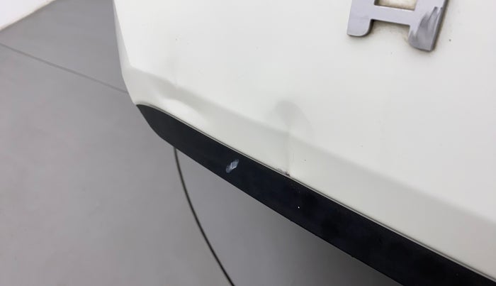 2019 Tata Harrier XZ 2.0L, Diesel, Manual, 35,180 km, Dicky (Boot door) - Slightly dented