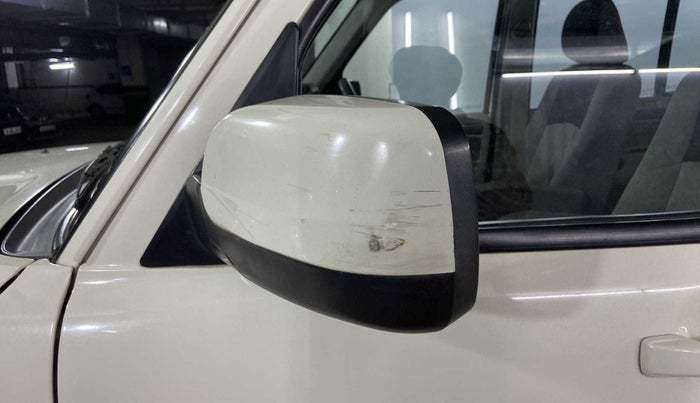 2017 Mahindra Scorpio S7, Diesel, Manual, 47,000 km, Left rear-view mirror - Mirror motor not working