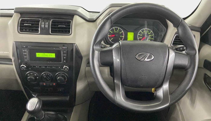 2017 Mahindra Scorpio S7, Diesel, Manual, 47,000 km, Steering Wheel Close Up